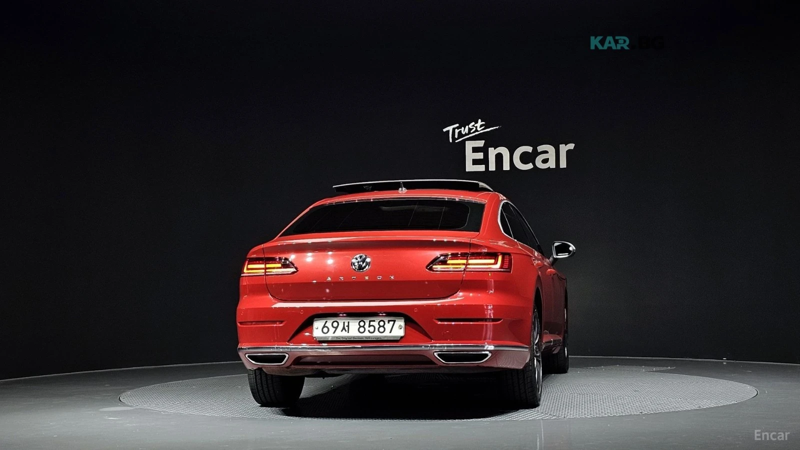 VW Arteon 2.0 PREMIUM* КОЖА* ПОДГРЕВ* НАВИ* ОБДУХВ* LANE AS , снимка 4 - Автомобили и джипове - 54852412