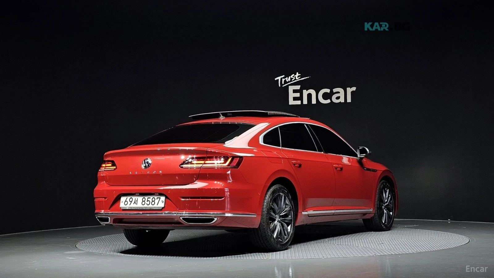 VW Arteon 2.0 PREMIUM* КОЖА* ПОДГРЕВ* НАВИ* ОБДУХВ* LANE AS , снимка 2 - Автомобили и джипове - 54852412
