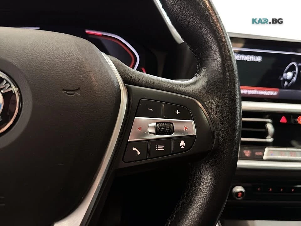 BMW 330 * xDrive * PANO * Автокредит * (Цена до България), снимка 11 - Автомобили и джипове - 55186380