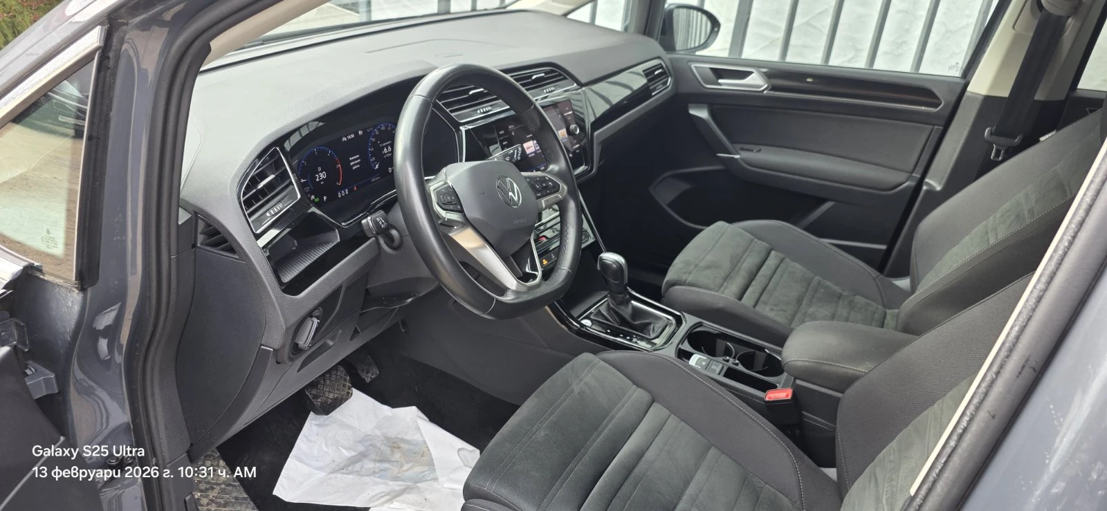 VW Touran Highline 2.0 TDI SCR DSG, снимка 10 - Автомобили и джипове - 55200484
