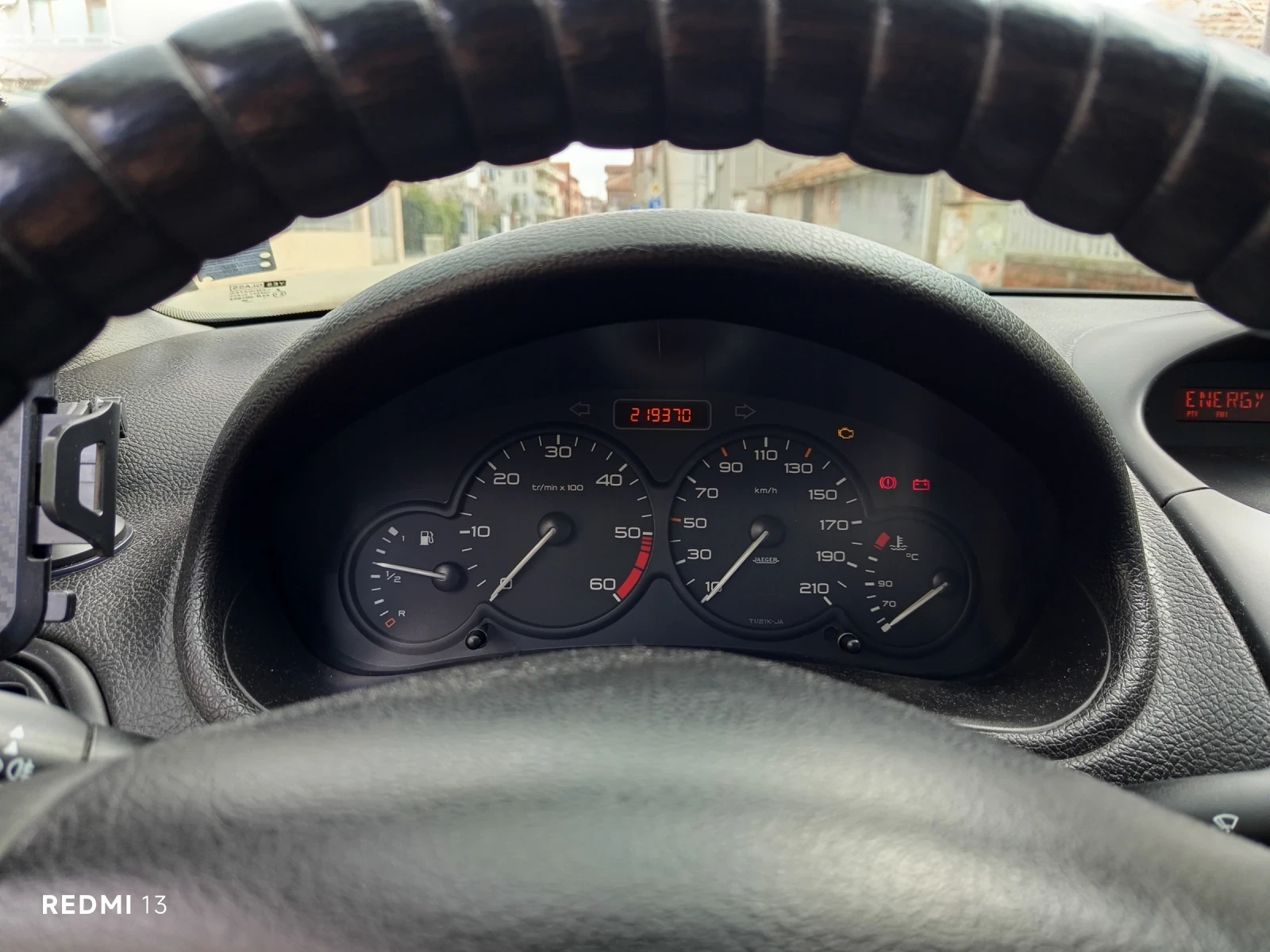 Peugeot 206 1.4 HDI, снимка 8 - Автомобили и джипове - 55334443