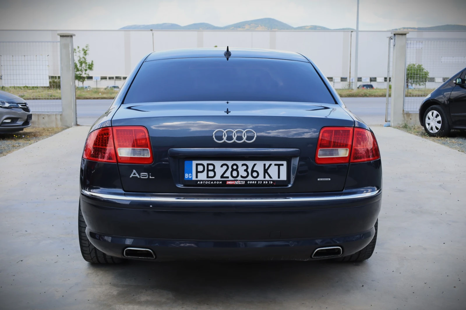 Audi A8 6.0 W12 БЕНЗИН/ГАЗ, снимка 3 - Автомобили и джипове - 55406002