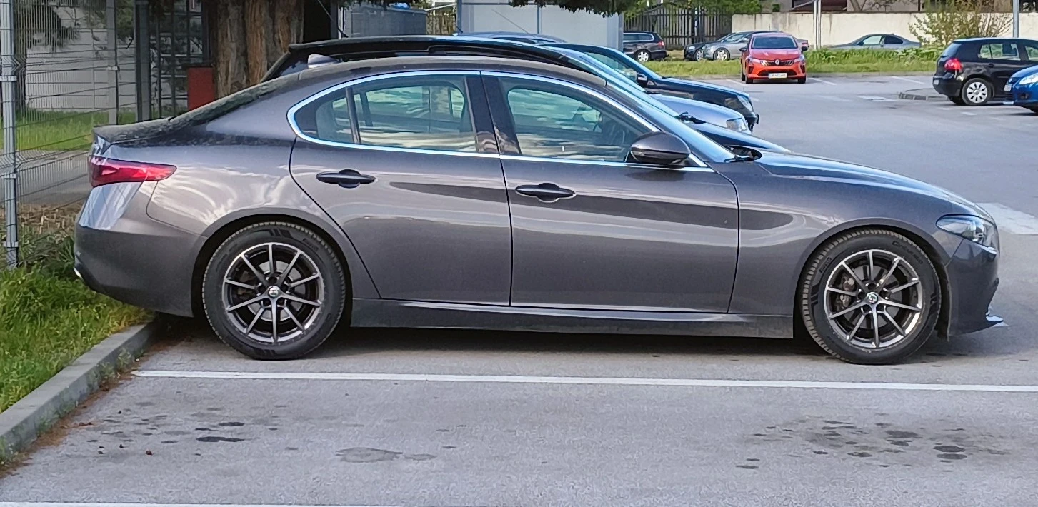 Alfa Romeo Giulia 2.2 Diesel 180 hp, снимка 7 - Автомобили и джипове - 55952643