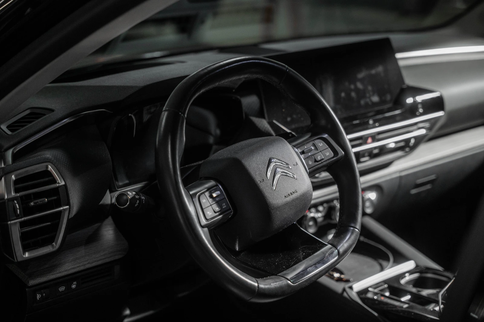 Citroen C5X 3 години гаранция + 3 години безплатно обслужване, снимка 10 - Автомобили и джипове - 55900894