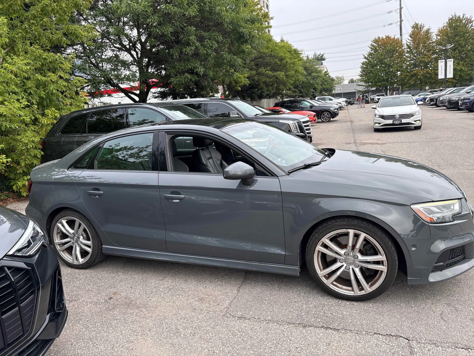 Audi S3 Technik / Distronic / B&O / Клип на мотора , снимка 3 - Автомобили и джипове - 55967294
