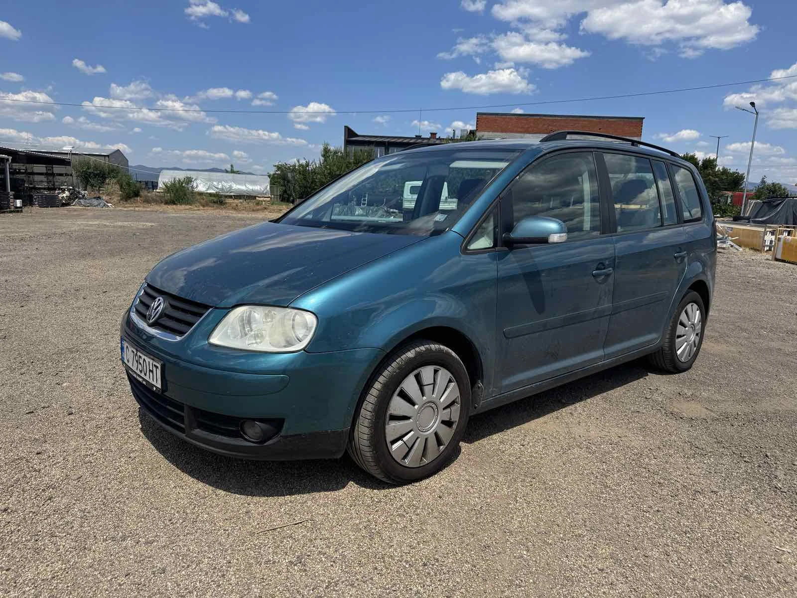 VW Touran 6+ 1, снимка 2 - Автомобили и джипове - 56198699
