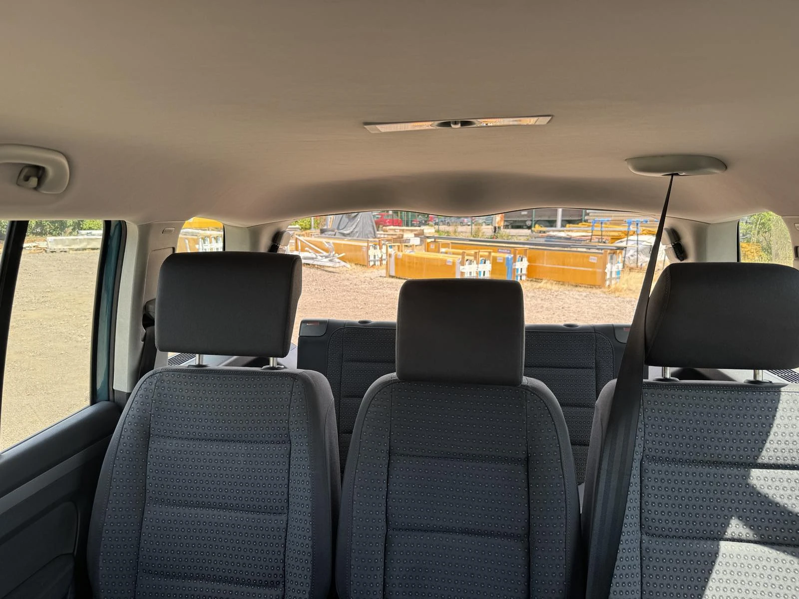 VW Touran 6+ 1, снимка 9 - Автомобили и джипове - 56198699