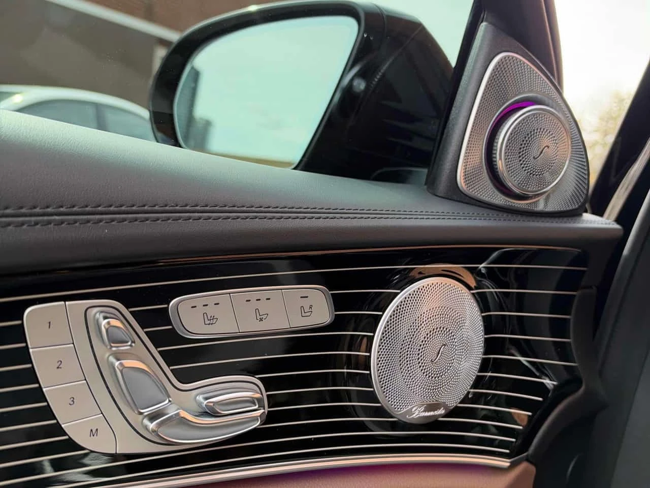 Mercedes-Benz E 63 AMG S  CARFAX | Mobile.bg � ����������� 12