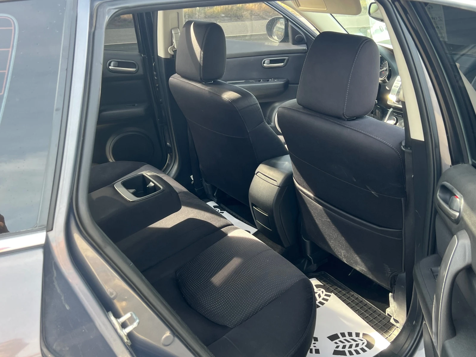 Mazda 6 КЛИМА-ВСИЧКО ПЛАТЕНО, снимка 10 - Автомобили и джипове - 56430390