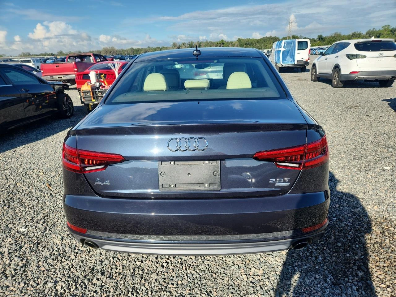 Audi A4 2.0l Ultra Premium, снимка 6 - Автомобили и джипове - 56570276