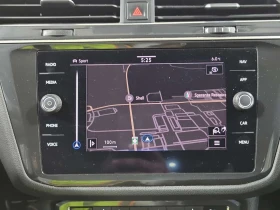 VW Tiguan * UNITED * CARFAX * ПАНОРАМА * НАВИГАЦИЯ * ПОДГРЕВ, снимка 12