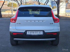Volvo XC40 INSCRIPTION* ДИГИТАЛНО* ТАБЛО* ПОДГРЕВ* САМОПАРКИР, снимка 3