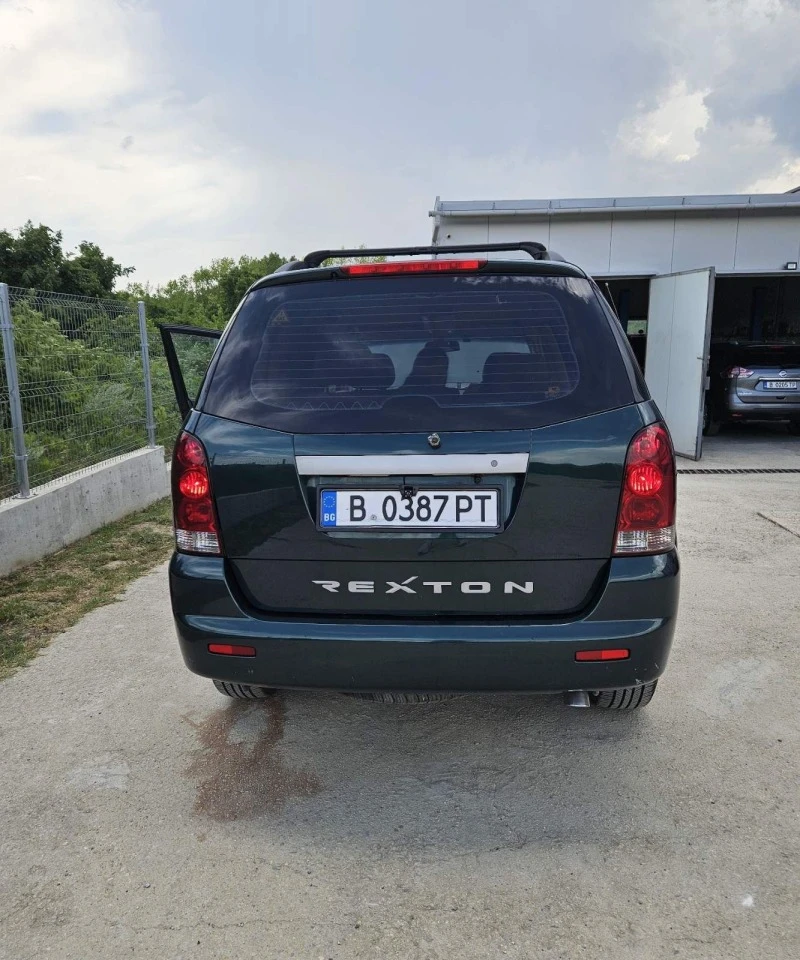 SsangYong Rexton, снимка 8 - Автомобили и джипове - 47434155