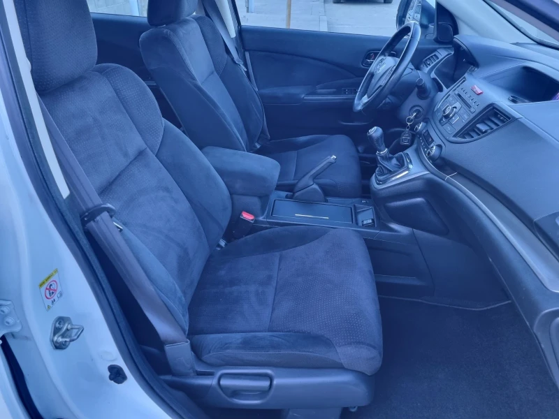 Honda Cr-v 2.2CDTi ШВЕЙЦАРИЯ, снимка 8 - Автомобили и джипове - 47696576