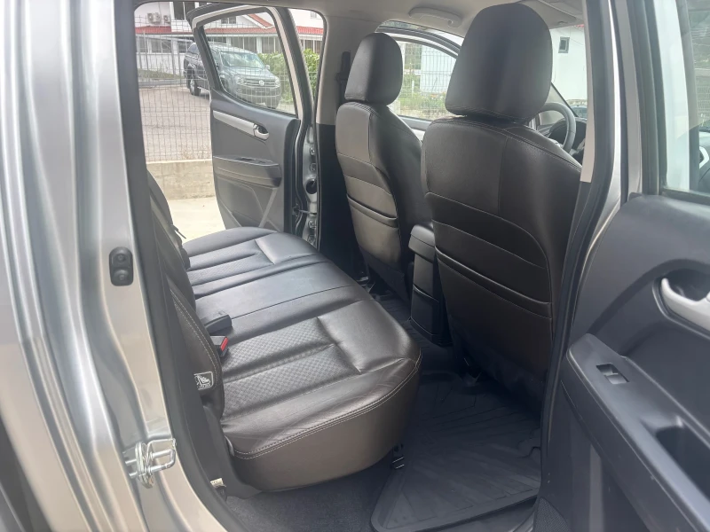 Isuzu D-max, снимка 11 - Автомобили и джипове - 51342035