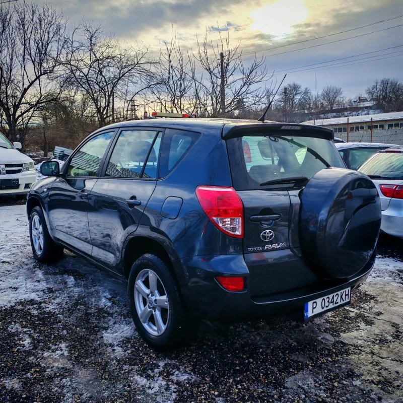 Toyota Rav4 d4d 2.2, 6 СКОРОСТИ, 4х4, ОБСЛУЖЕНА+ РЕГИСТРАЦИЯ, снимка 4 - Автомобили и джипове - 53046653