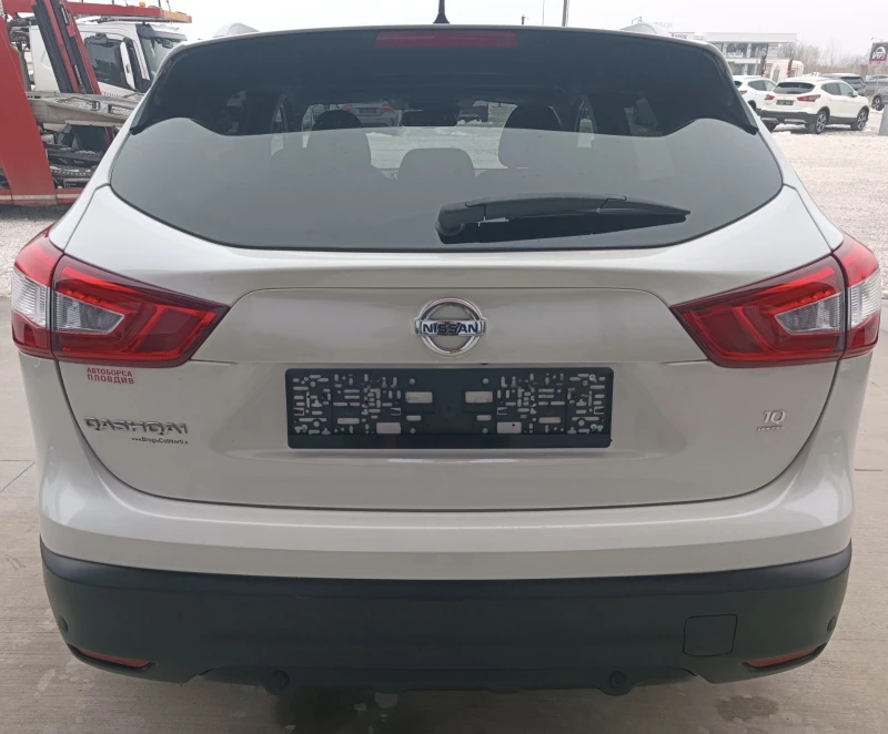 Nissan Qashqai 1.5 dci Euro 6B , снимка 5 - Автомобили и джипове - 53327159