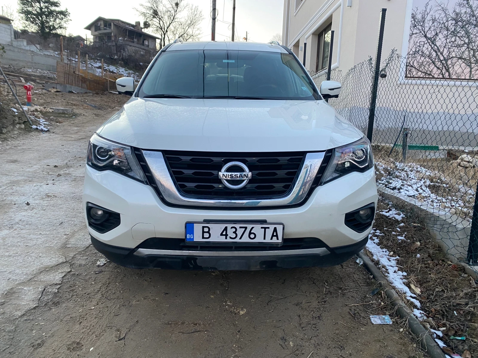 Nissan Pathfinder Platinum - изображение 4