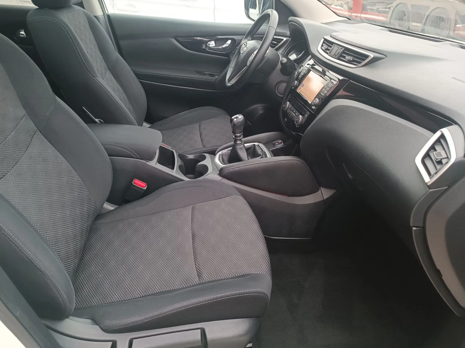 Nissan Qashqai 1.5 dci Euro 6B "TOP" | Mobile.bg � ����������� 10