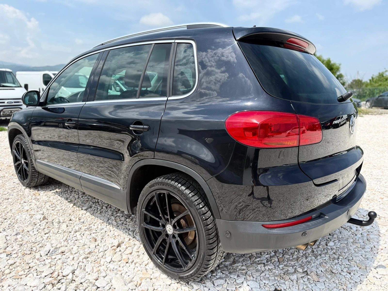 VW Tiguan 2.0 TDI / FULL / LED / 4MOTION / NAVI / PANORAMA  | Mobile.bg � ����������� 5