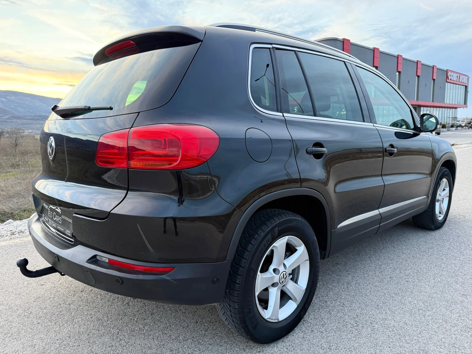 VW Tiguan 2.0 TDI / FULL / LED / 4MOTION / NAVI / PANORAMA  - изображение 7