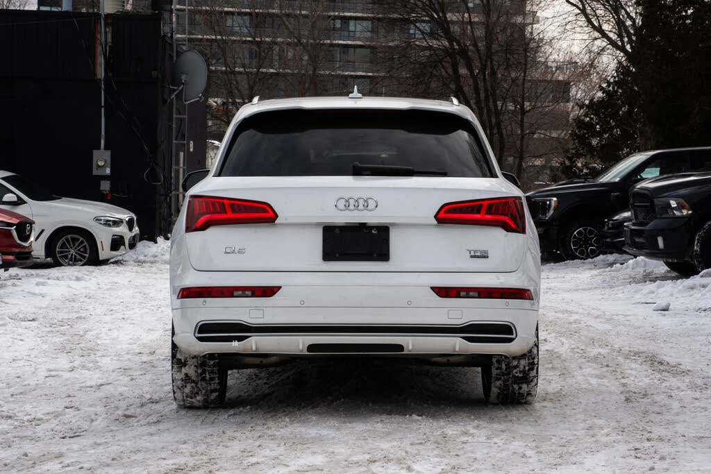 Audi Q5 2.0* quattroProgressive* АвтоКредит* (ЦЕНА ДО БГ), снимка 6 - Автомобили и джипове - 53739310