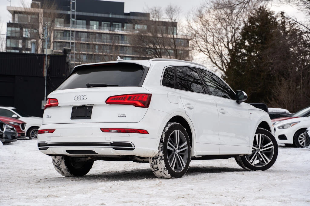 Audi Q5 2.0* quattroProgressive* АвтоКредит* (ЦЕНА ДО БГ), снимка 5 - Автомобили и джипове - 53739310