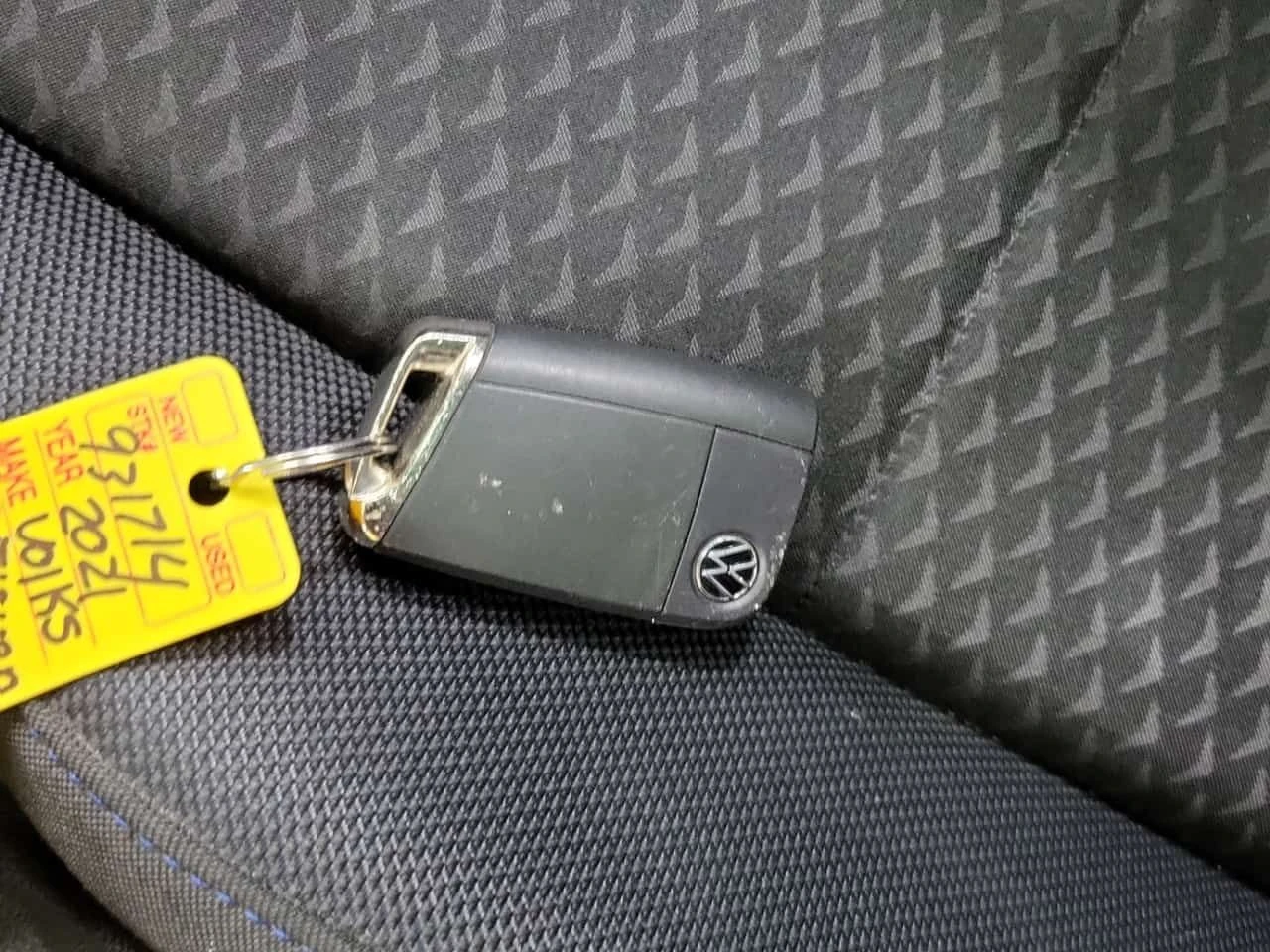 VW Tiguan * UNITED * CARFAX * ПАНОРАМА * НАВИГАЦИЯ * ПОДГРЕВ, снимка 9 - Автомобили и джипове - 54124374