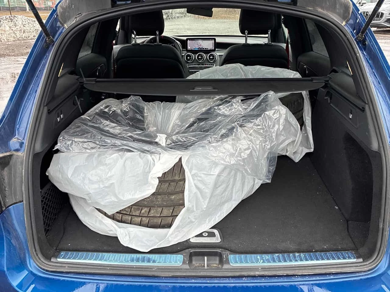 Mercedes-Benz GLC AMG 43 / DISTRONIC / 360 / КЛИП НА МОТОРА , снимка 16 - Автомобили и джипове - 54313021