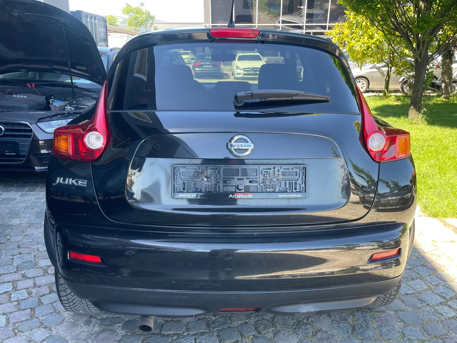 Nissan Juke 1.6i, снимка 6 - Автомобили и джипове - 54725490