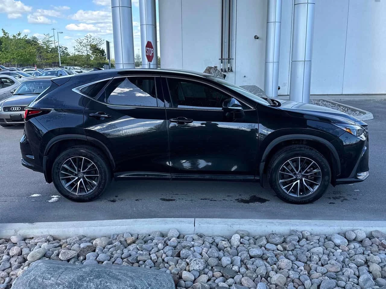 Lexus NX * 250 * АВТОКРЕДИТ БЕЗ ПЪРВОНААЛНА ВНОСКА* , снимка 3 - Автомобили и джипове - 54822544