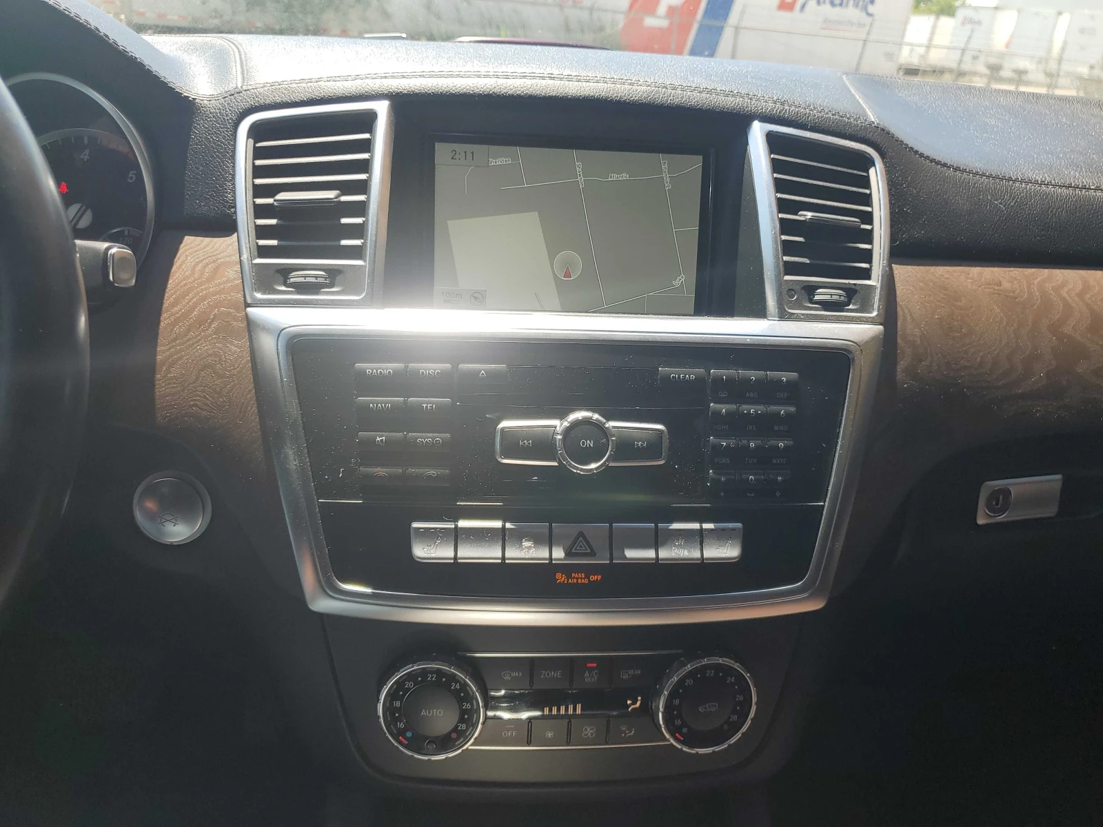 Mercedes-Benz GL 350 AMG ПАКЕТ * 2015 * ПАНОРАМА * БЕЗ ИНЦИДЕНТИ * , снимка 9 - Автомобили и джипове - 54900953