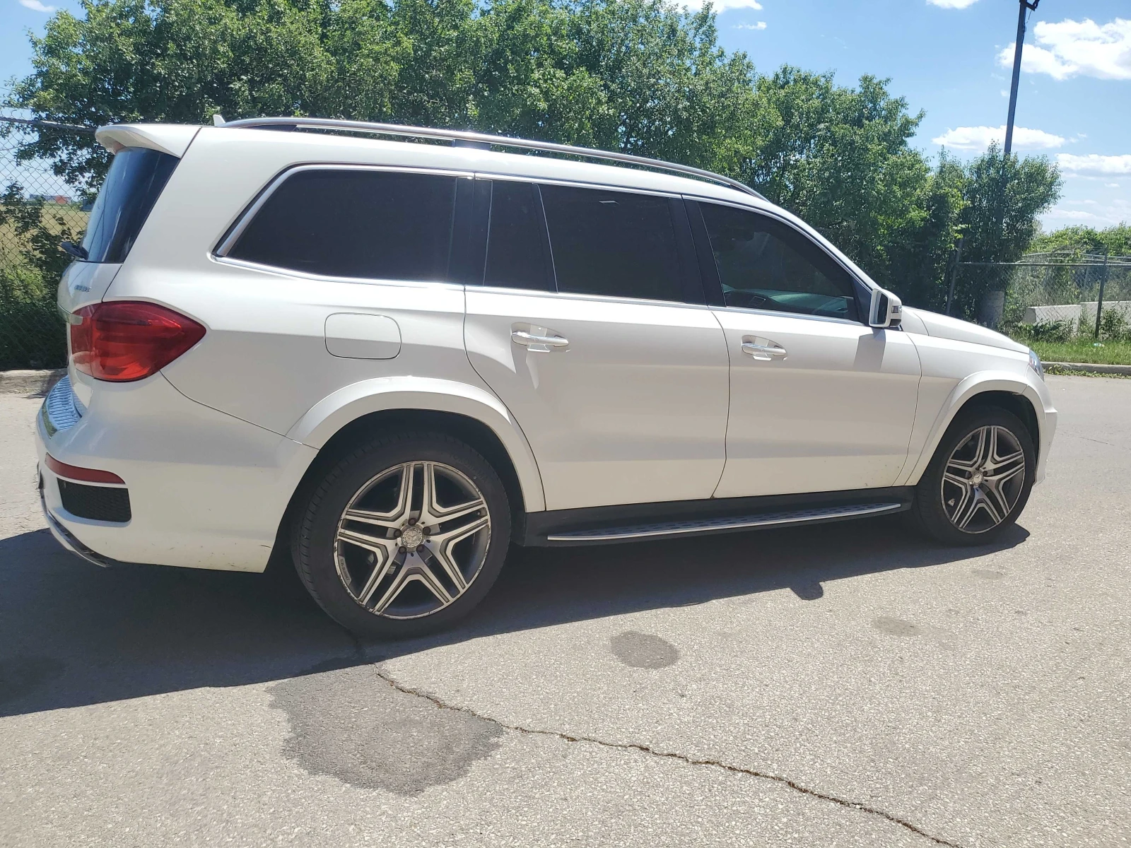 Mercedes-Benz GL 350 AMG ПАКЕТ * 2015 * ПАНОРАМА * БЕЗ ИНЦИДЕНТИ * , снимка 4 - Автомобили и джипове - 54900953