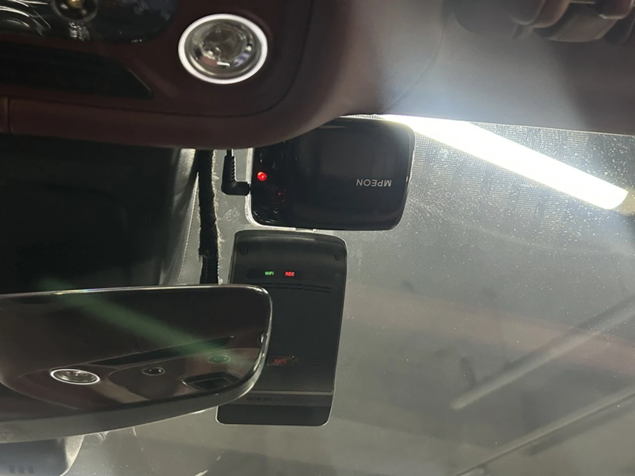 Bentley Bentayga 4.0* ЛЮК* ОБДУХВАНЕ* МАСАЖ* 360* KEYLESS* КРАЙНА Ц, снимка 16 - Автомобили и джипове - 55336484
