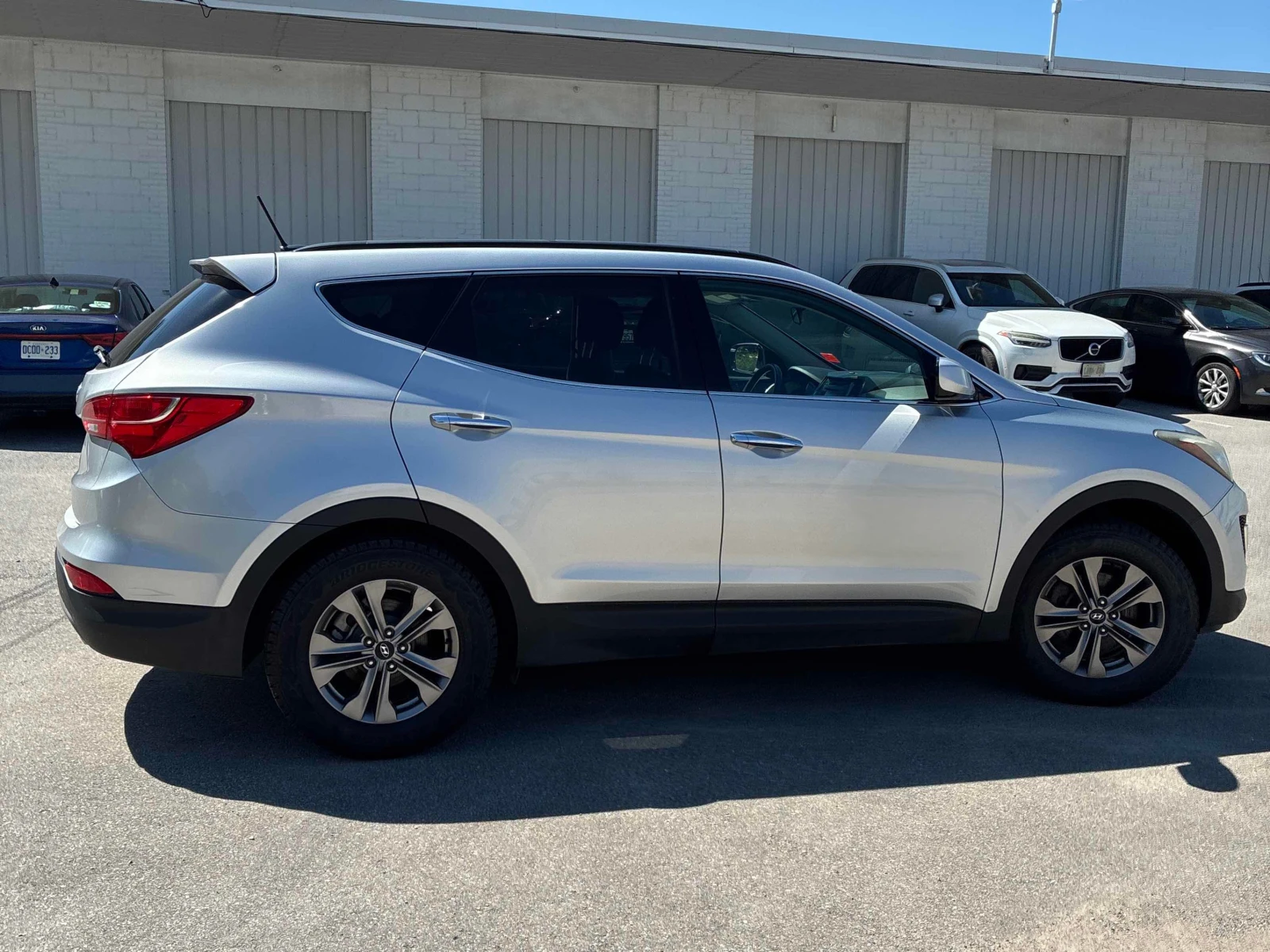 Hyundai Santa fe * FWD 4dr 2.4L * АВТОКРЕДИТ * , снимка 4 - Автомобили и джипове - 56099350
