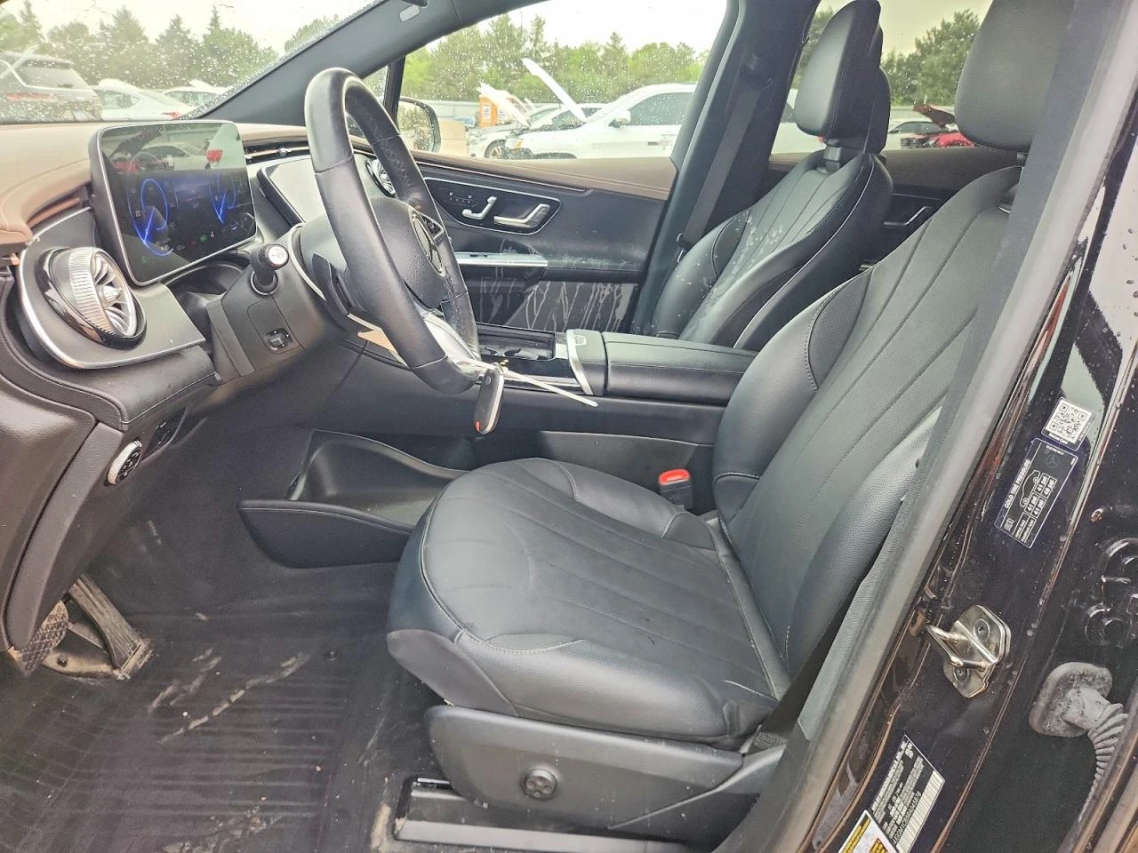 Mercedes-Benz EQE 350* 4MATIC* DISTRONIC* ПОДГРЕВ* ОБДУХ* 360* , снимка 8 - Автомобили и джипове - 56182648