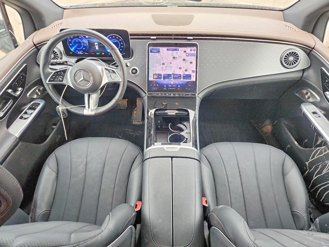 Mercedes-Benz EQE 350* 4MATIC* DISTRONIC* ПОДГРЕВ* ОБДУХ* 360* , снимка 7 - Автомобили и джипове - 56182648
