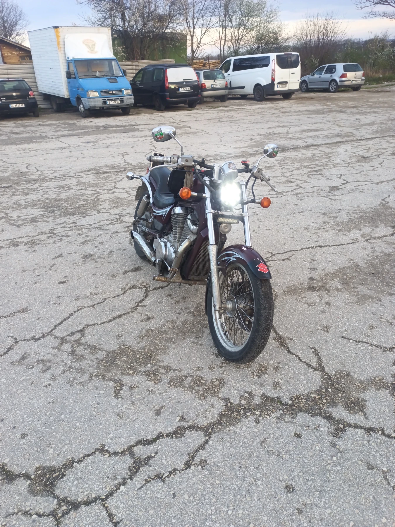 Suzuki Intruder VS750