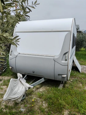 Каравана Knaus Holiday 500HL, снимка 2