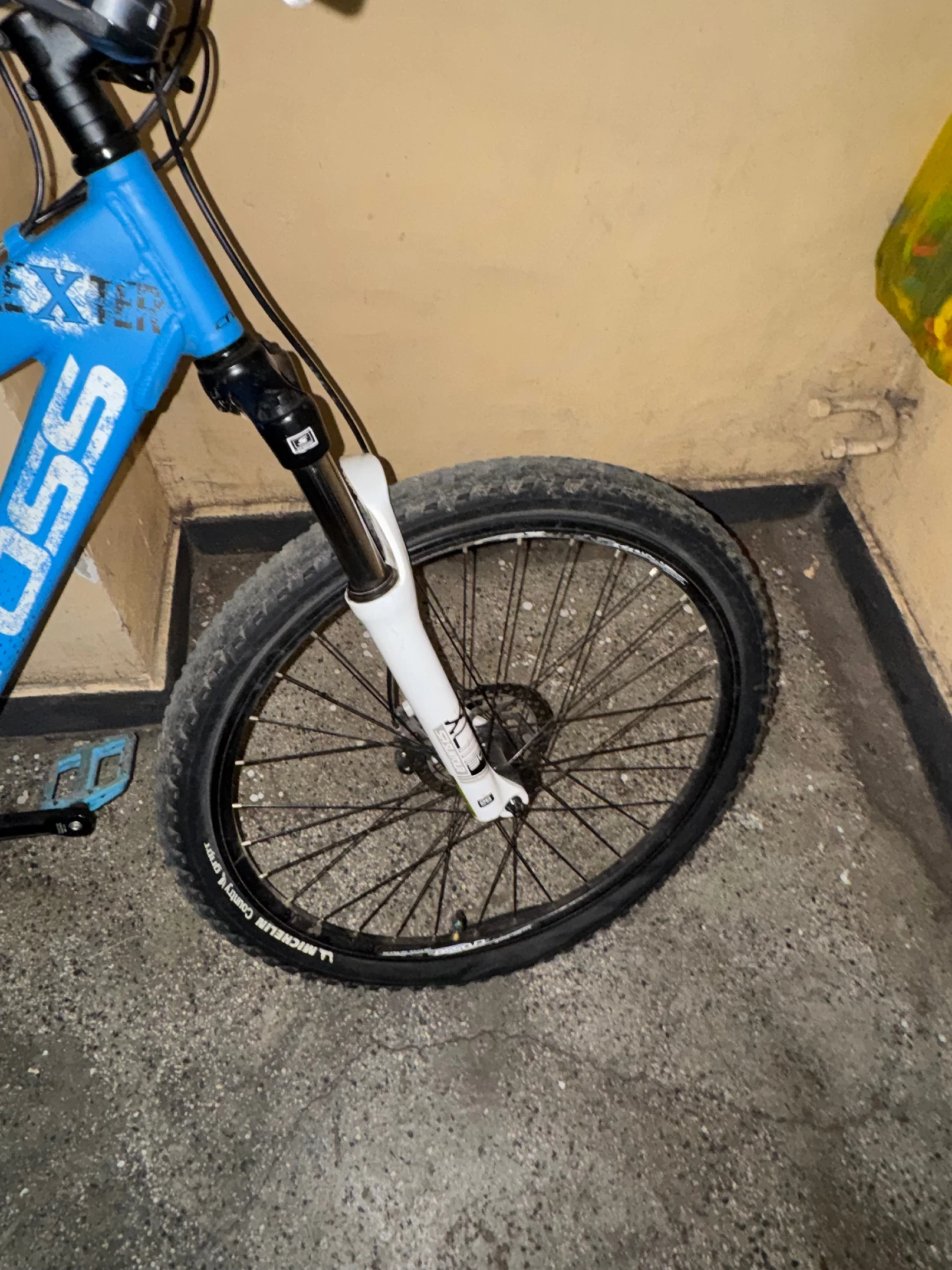 ��������� Dexter | Mobile.bg � ����������� 5