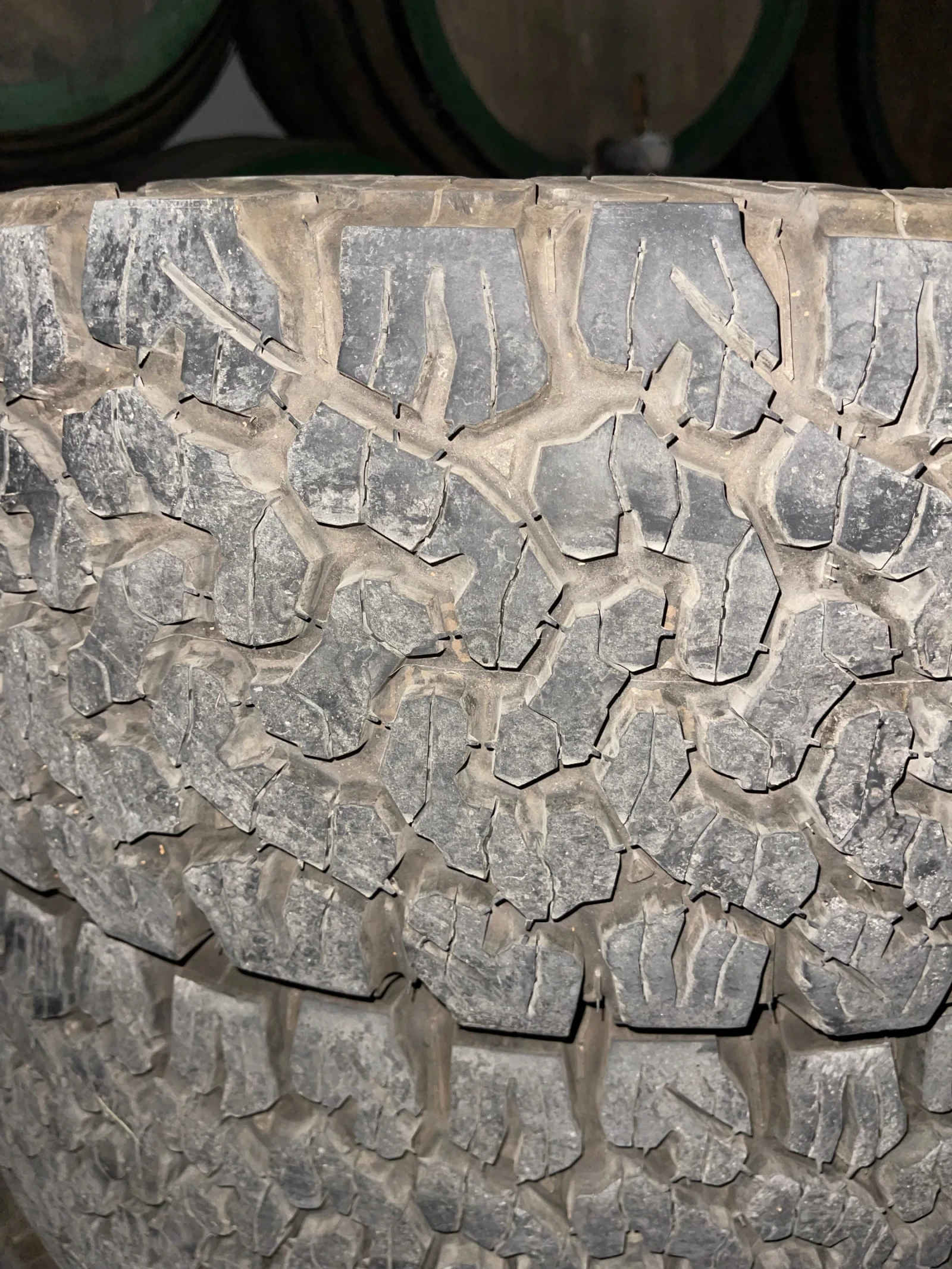 ���� 265/60R18 | Mobile.bg � ����������� 2