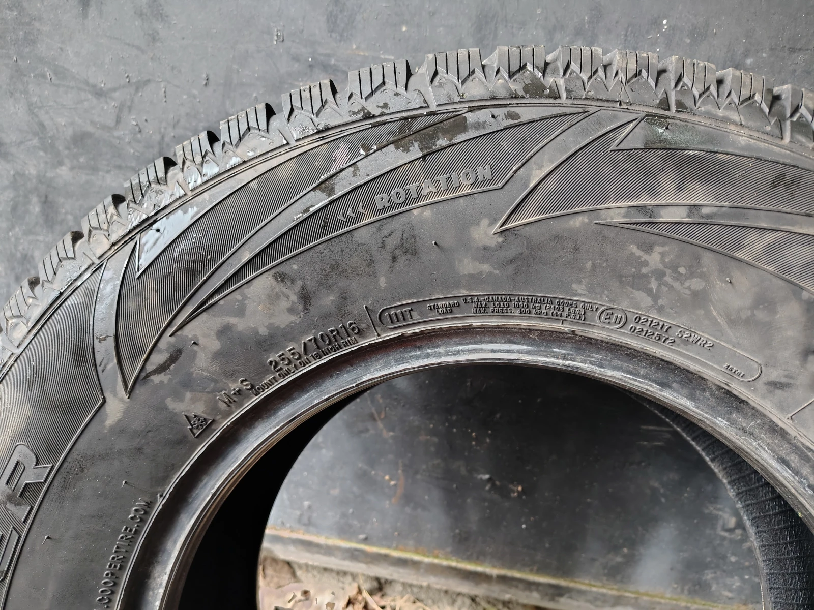 Гуми Зимни 255/70R16, снимка 5 - Гуми и джанти - 54085956