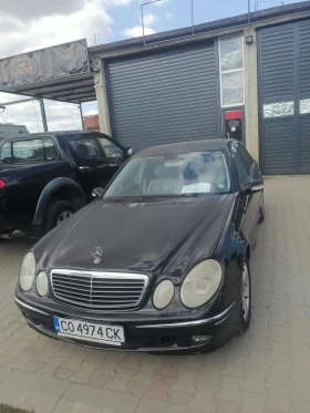 Mercedes-Benz E 320 