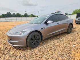 ������ Tesla Model 3