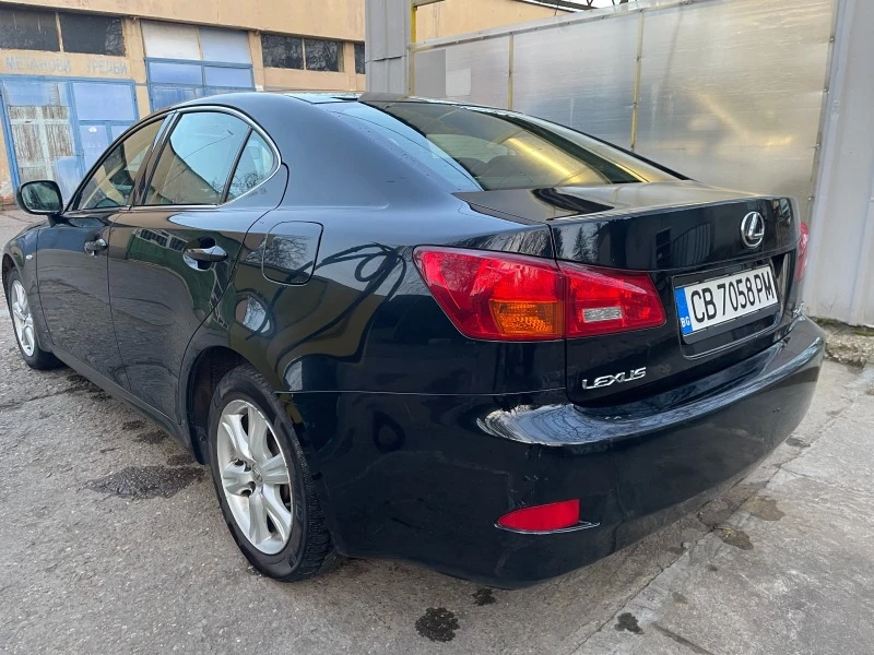 Lexus IS 220d 220d, снимка 6 - Автомобили и джипове - 47995244