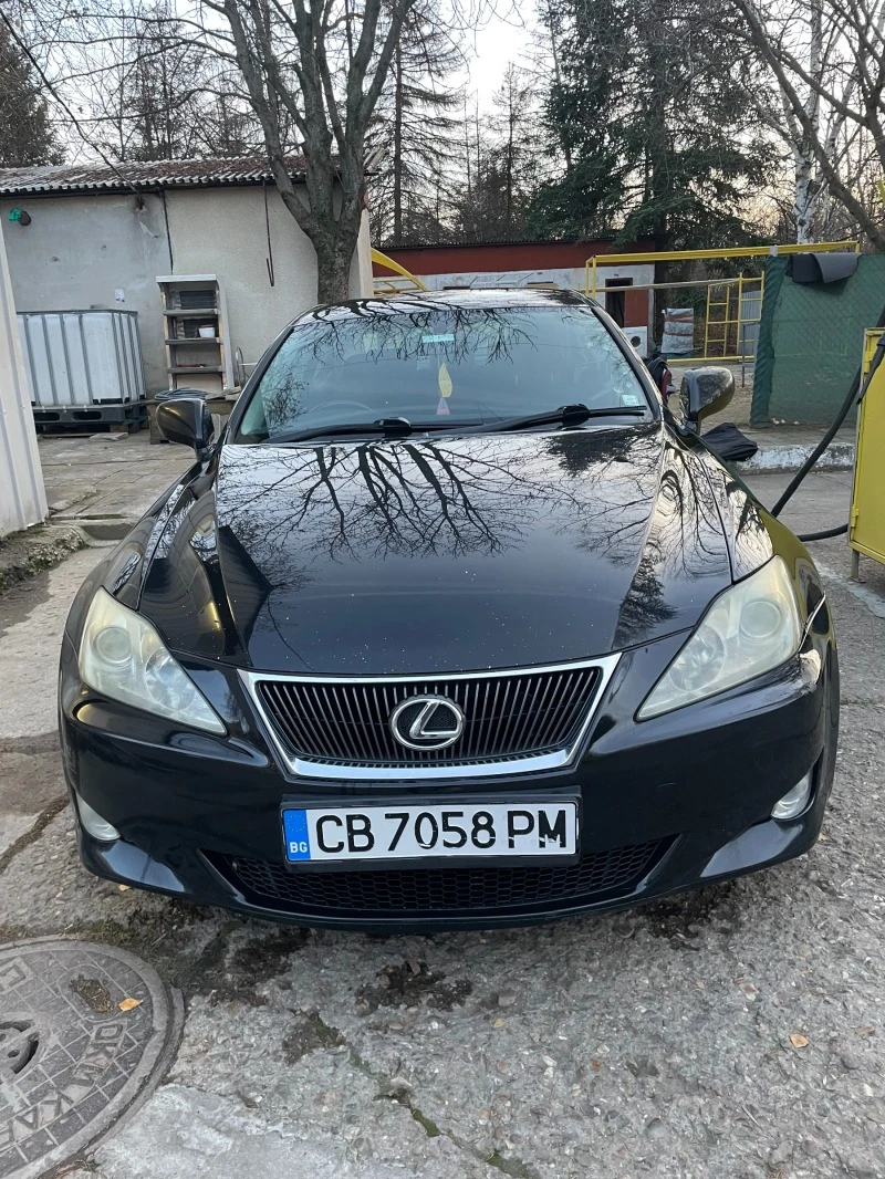 Lexus IS 220d 220d, снимка 9 - Автомобили и джипове - 47995244