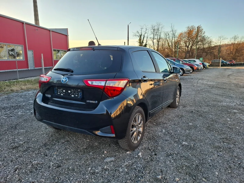 Toyota Yaris 1.5 hybrid , снимка 5 - Автомобили и джипове - 49303595