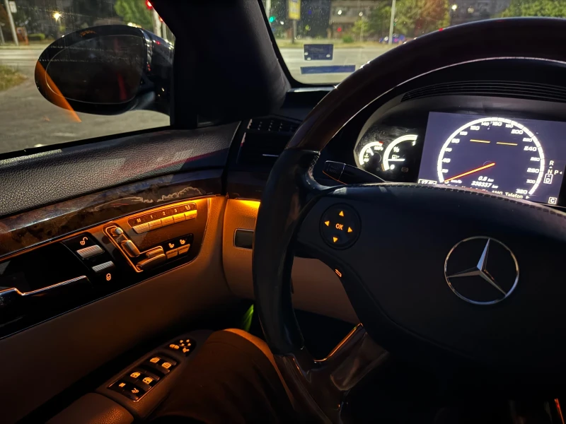 Mercedes-Benz S 550, снимка 9 - Автомобили и джипове - 51493632