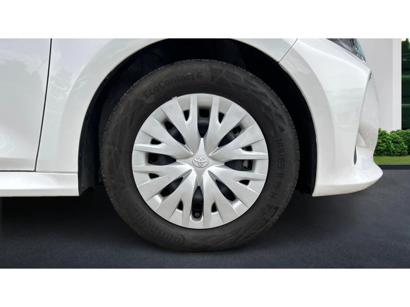 Toyota Yaris Месечна вноска от 380 лв., снимка 16 - Автомобили и джипове - 52000953