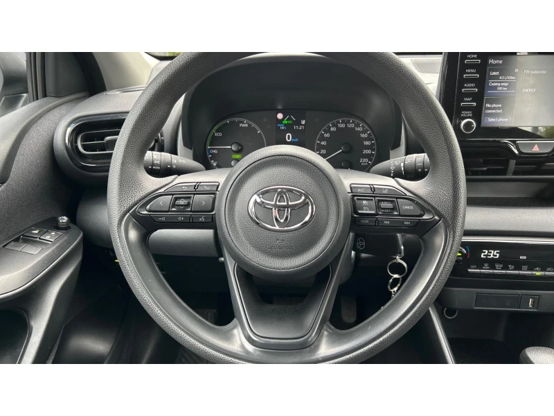 Toyota Yaris Месечна вноска от 380 лв., снимка 13 - Автомобили и джипове - 52000953